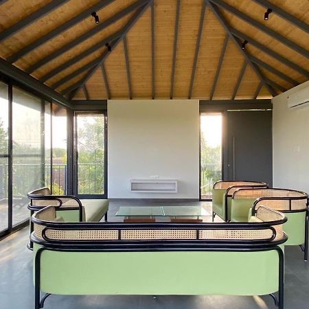 Shakuntala Farms - Rustic Farmstay With Modern Comforts 纳西克 外观 照片