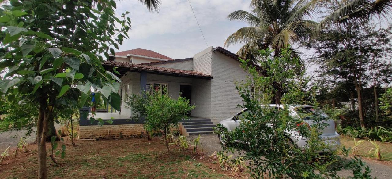 Shakuntala Farms - Rustic Farmstay With Modern Comforts 纳西克 外观 照片