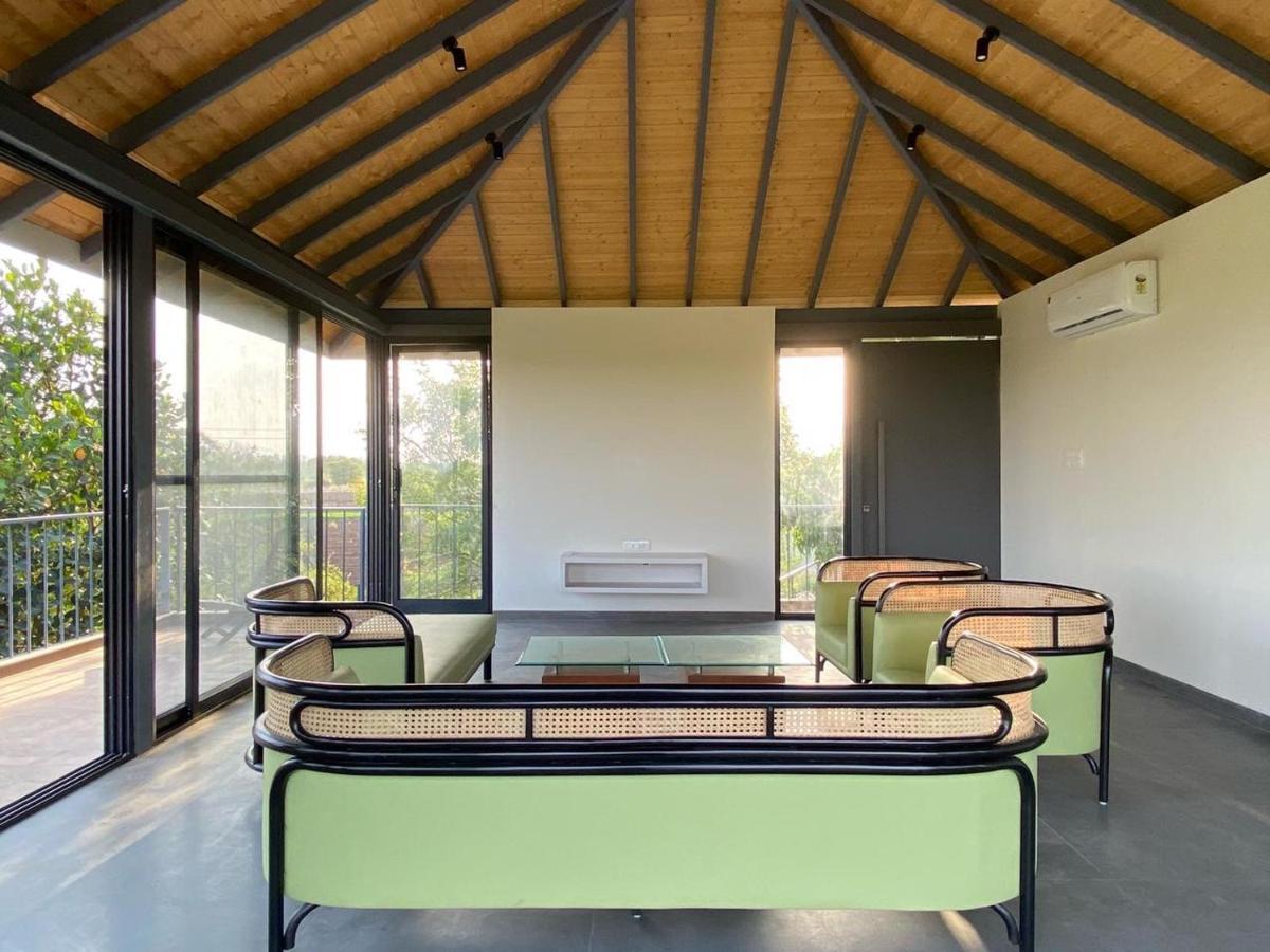 Shakuntala Farms - Rustic Farmstay With Modern Comforts 纳西克 外观 照片