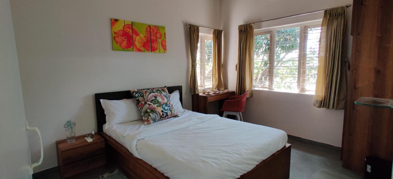 Shakuntala Farms - Rustic Farmstay With Modern Comforts 纳西克 外观 照片